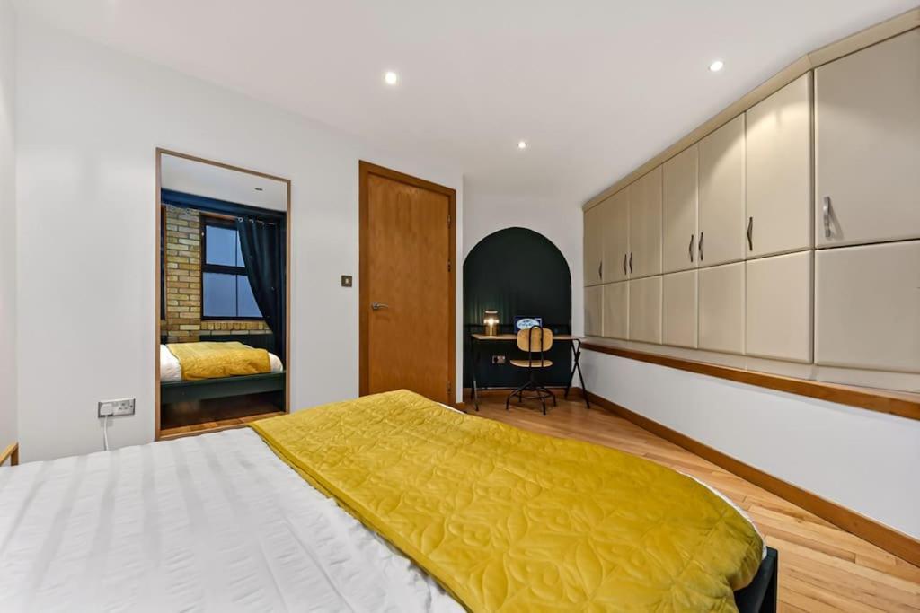 Spacious 2 Bed Urban Jungle Flat, Central Londýn Exteriér fotografie