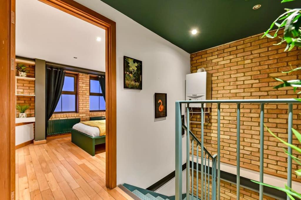 Spacious 2 Bed Urban Jungle Flat, Central Londýn Exteriér fotografie